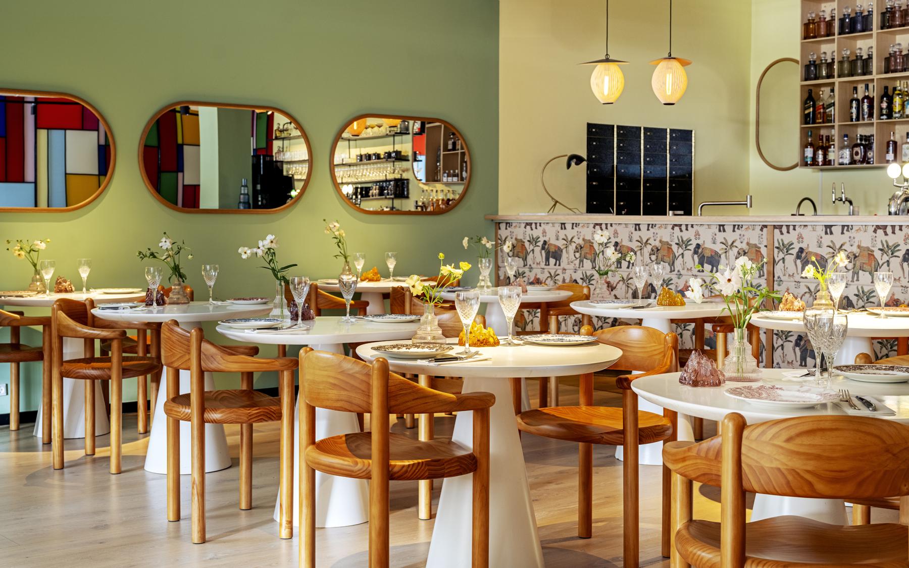 Dhaba Kitchen book hurtigt og direkte her ->