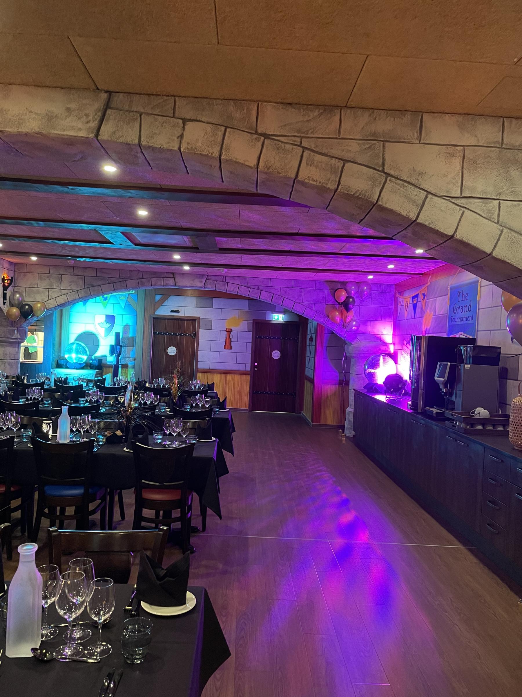 Knights Taverna