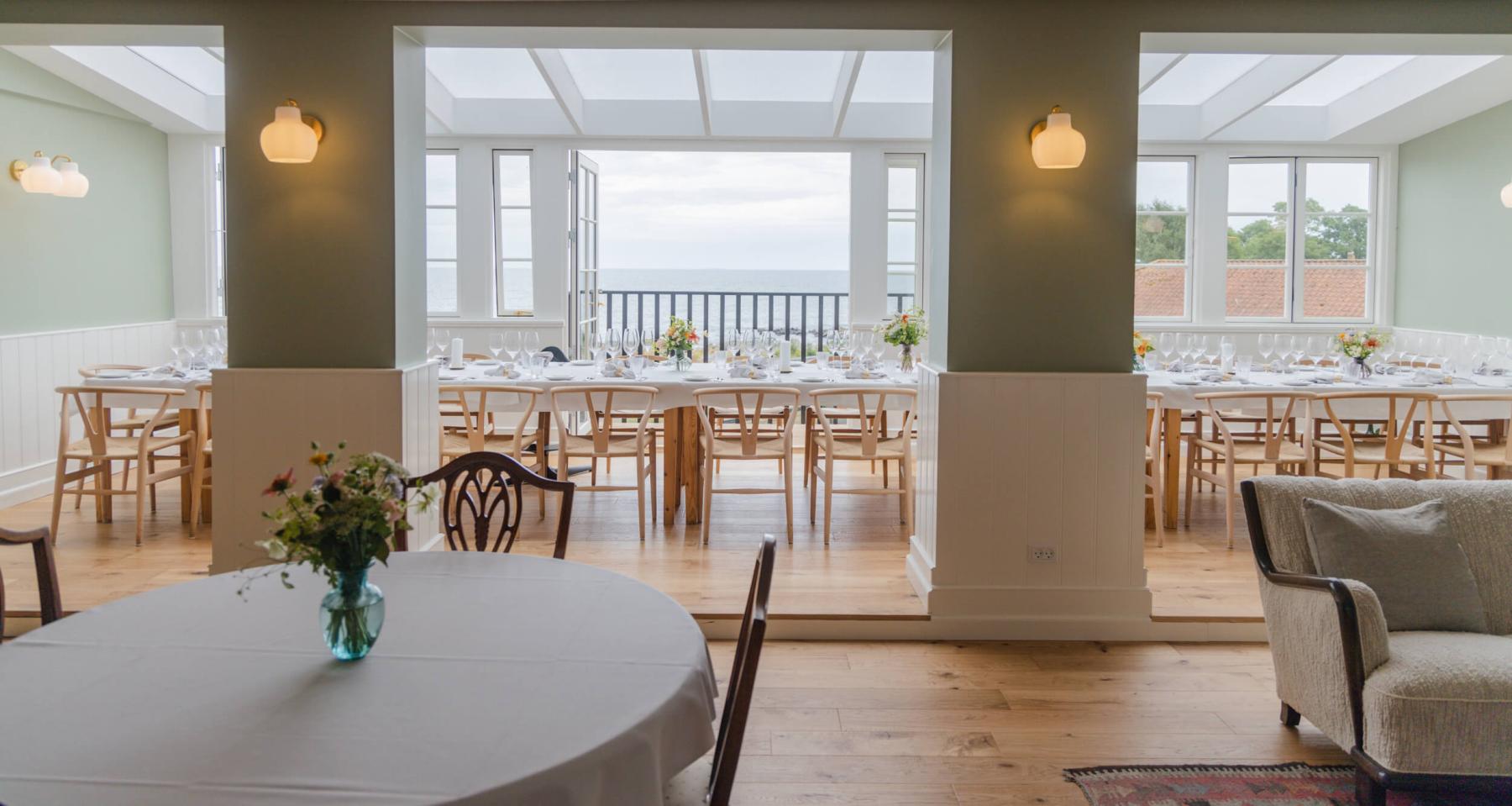 Selskabs og - mødelokale