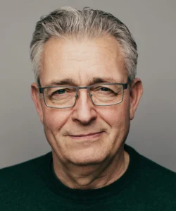 Lars-Thiesgaard-by-HEIN-Photography-03-web-e1622232808178-250x299 Single artist gallery