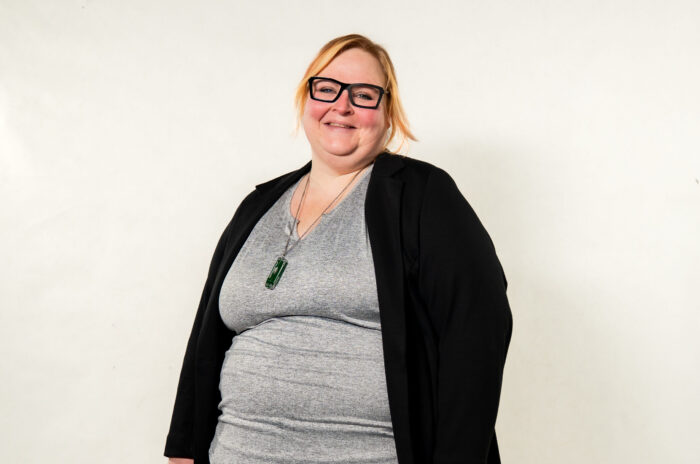 book kontakt anne bakland