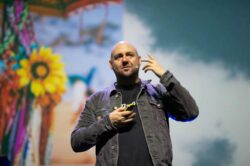 Jonathan Løw Recommended artist