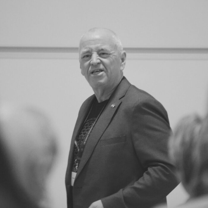 kontakt book henrik røde jensen